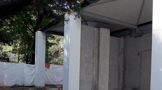 Abusi, alta tensione ma il Comune insiste per il dissequestro