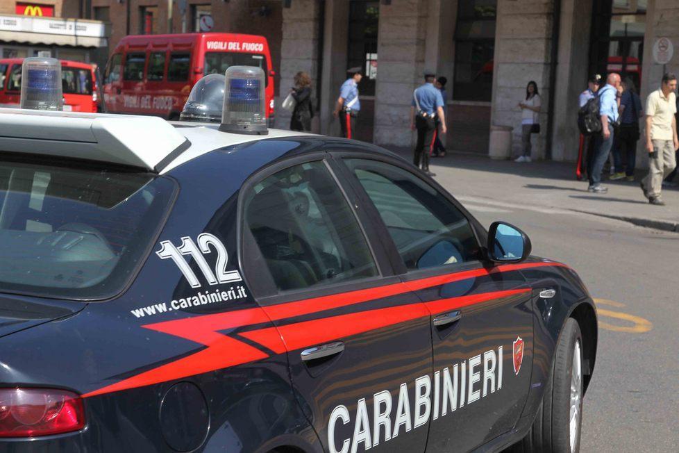 Finti tecnici di Iren rubano i gioielli a un’anziana 