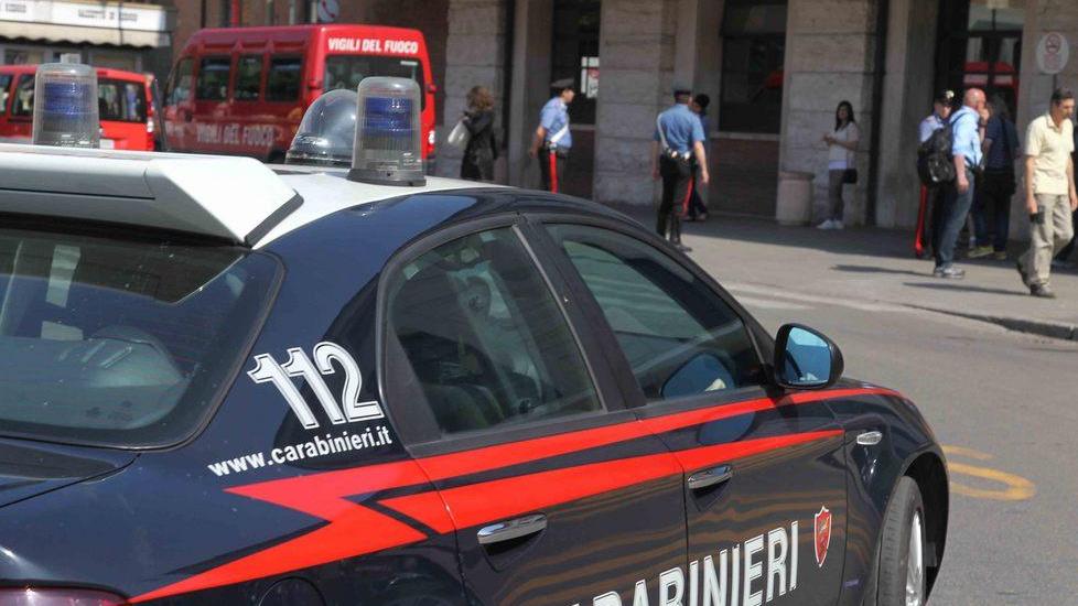 Finti tecnici di Iren rubano i gioielli a un’anziana