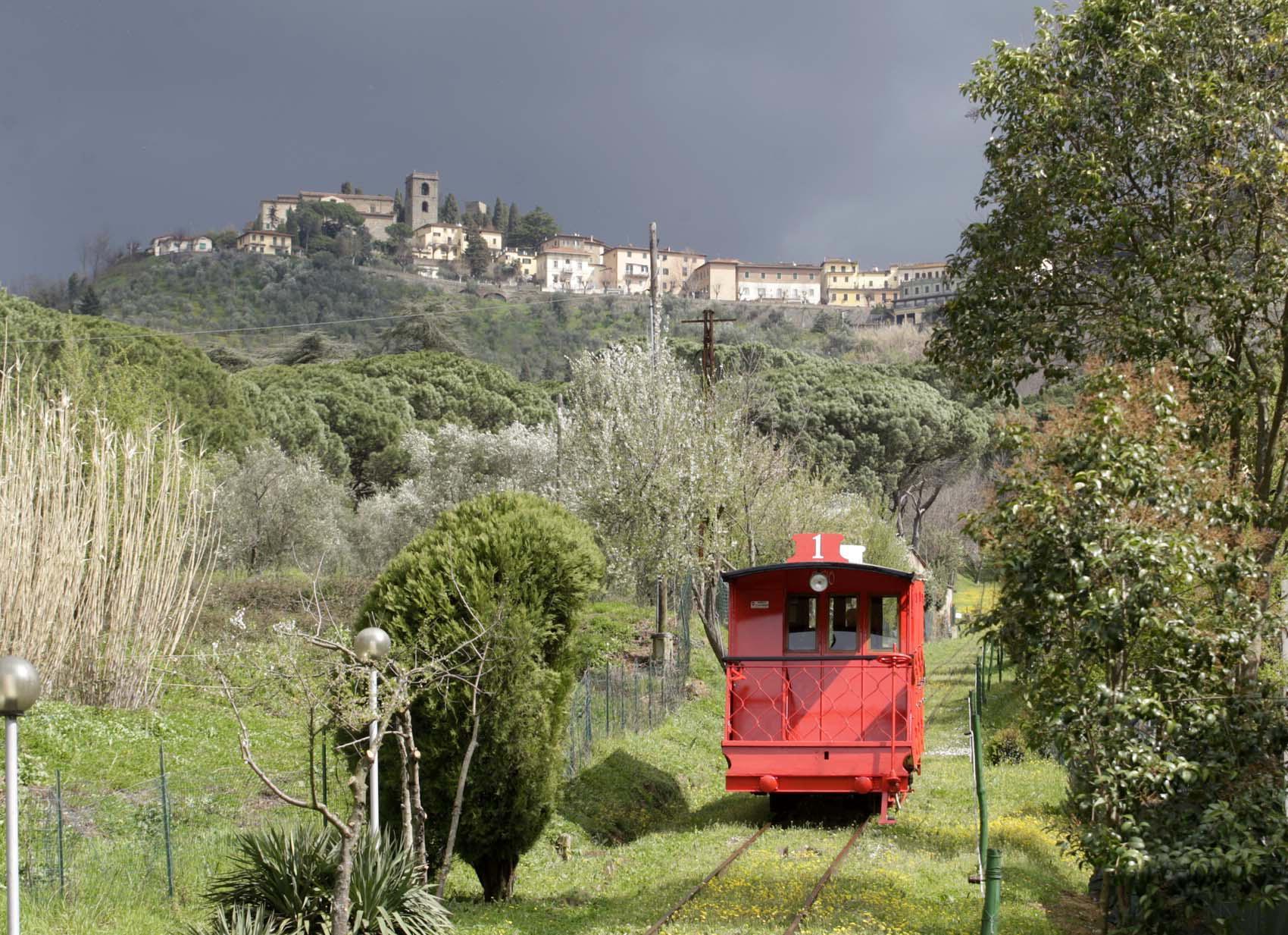 Visitatori “mordi e fuggi” a Montecatini Alto 