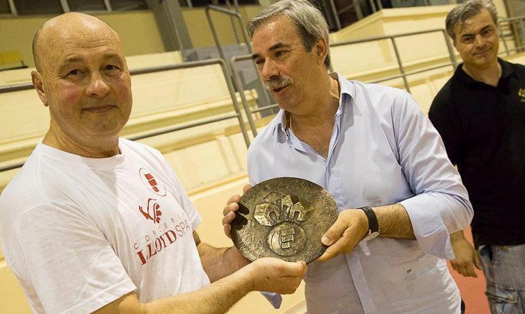 Folgore, una maglia ricordo per tutti gli ex