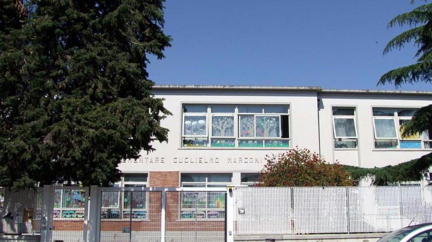 «Un errore vendere le scuole Marconi»