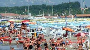 Luca Ragoni bacchetta gli operatori balneari