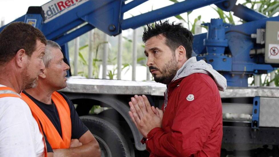 Il collega sotto choc «Era cosciente e gridava di dolore»