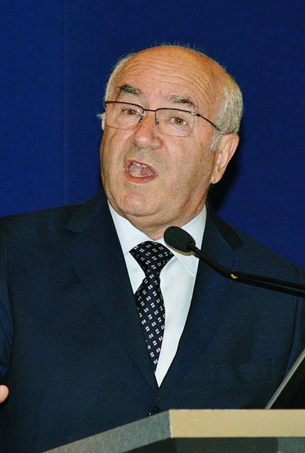 Tavecchio non cede, ma al Coni spunta l’ipotesi commissario