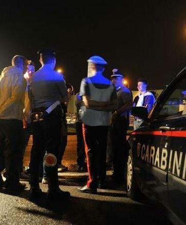 Bimbo di 5 anni annega in una piscina 