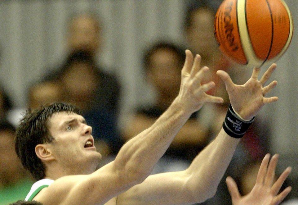 Lavrinovic: firma nella notte, è fatta 