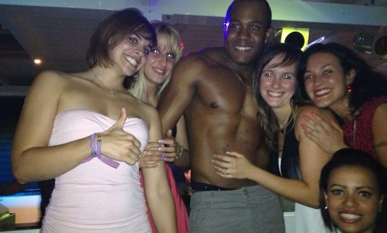 Affollatissima la festa brasiliana