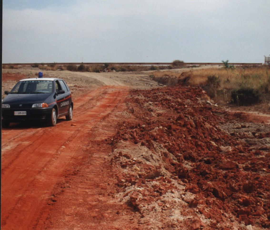Bomba ecologica a Portovesme: l’azienda chiude e lascia una discarica di rifiuti pericolosi