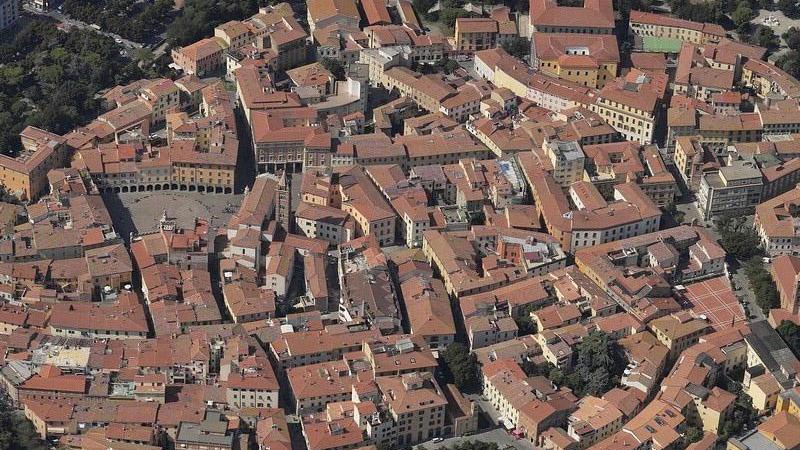 In centro a piedi: via all’esperimento