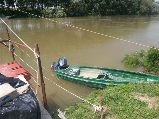La barca dei pescatori di frodo