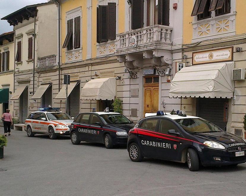 Ragazzina aggredita in piazza Montanelli a Fucecchio, due in manette 