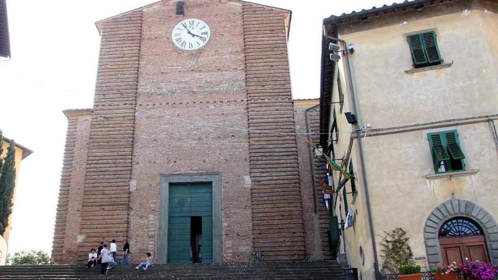 Parroco scopre i ladri di corrente