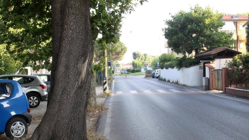Scooter contro auto, ragazzina in ospedale: sfiorata un’altra tragedia
