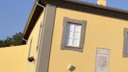 Villa chiusa, è ancora polemica