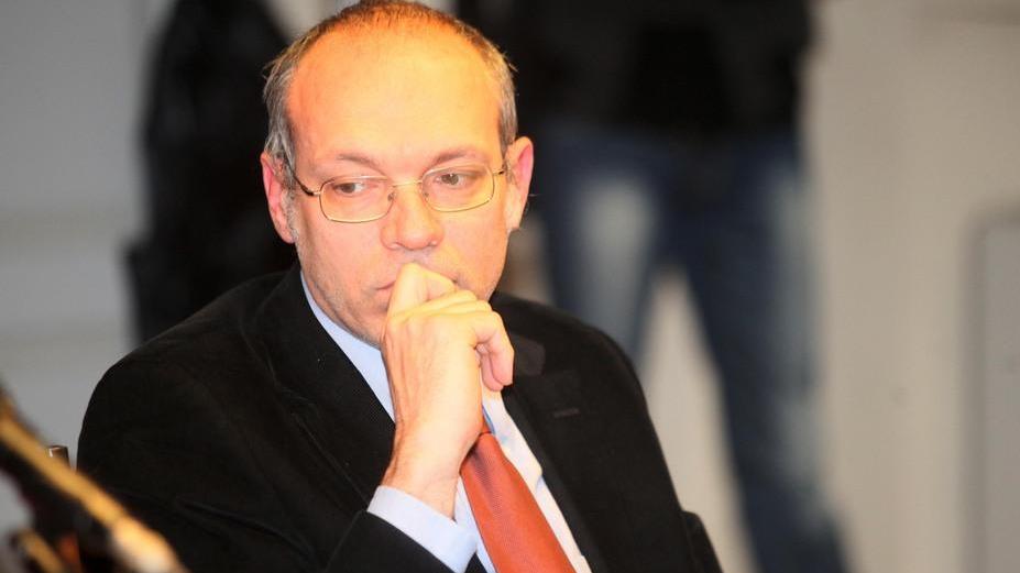 Gandolfi “ribelle”, 44 volte contro il Pd