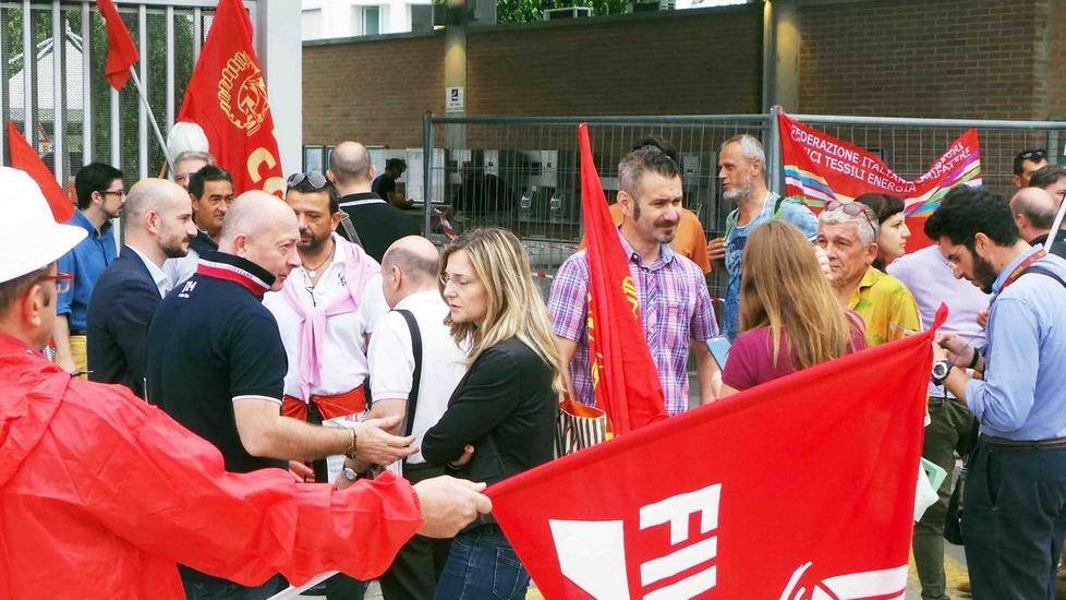 Accordo sindacati-Eni stop alle mobilitazioni