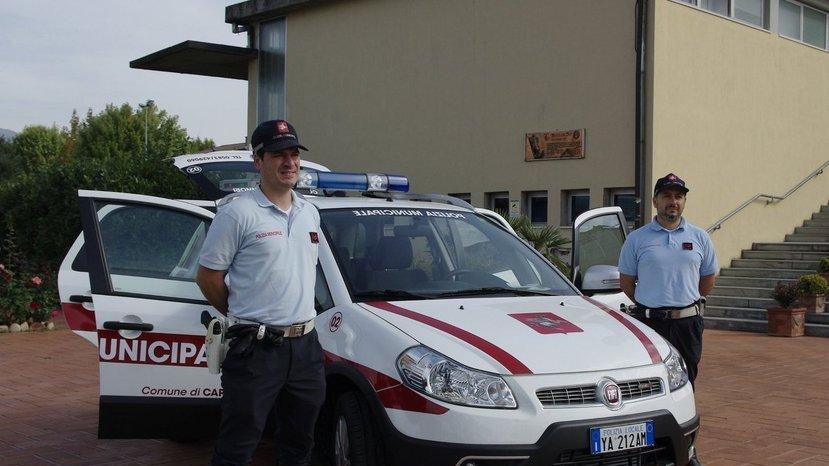 Troppo alcol nel sangue e velocità eccessiva, ritirate due patenti