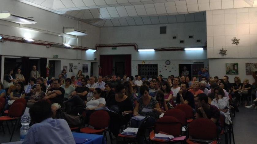 Le scuole dividono Camposanto
