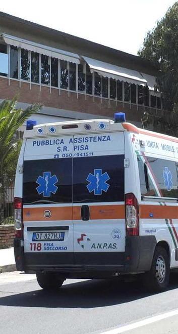 Ferisce con una lama il nuovo compagno della moglie separata Arrestato l'ex marito per lesioni aggravate