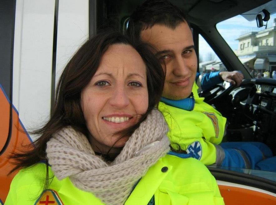 Il regalo di nozze? Un’ambulanza per la Misericordia 