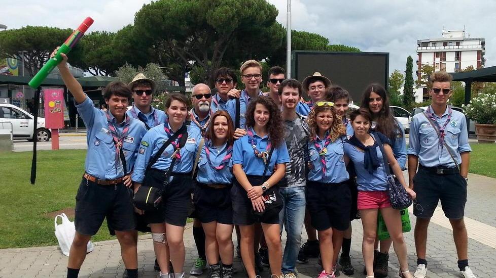 Coraggio in spalla, ecco il mini esercito degli scout versiliesi