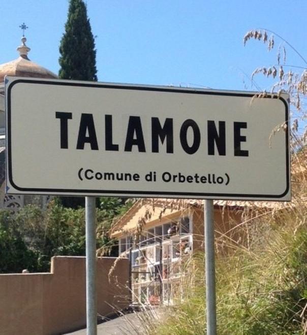 I cartelli stradali tornano a posto 