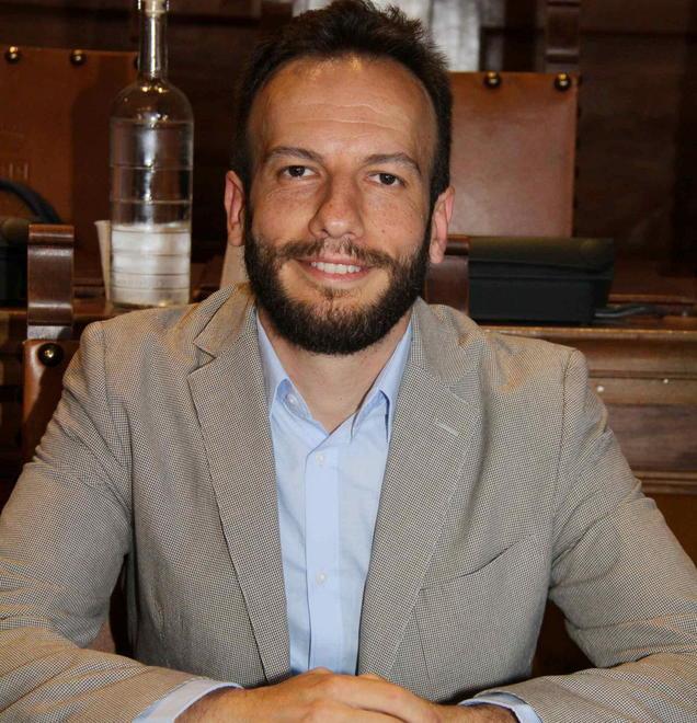 Alberti: “Poche le assitenti sociali, il Comune le assuma” 