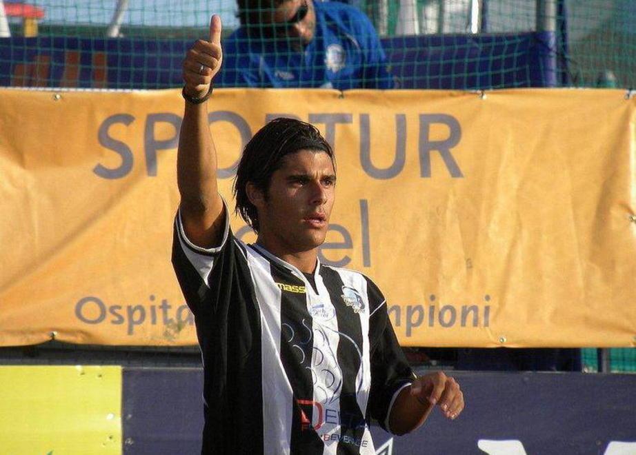 Beach soccer, Gori trascina Viareggio in semifinale 