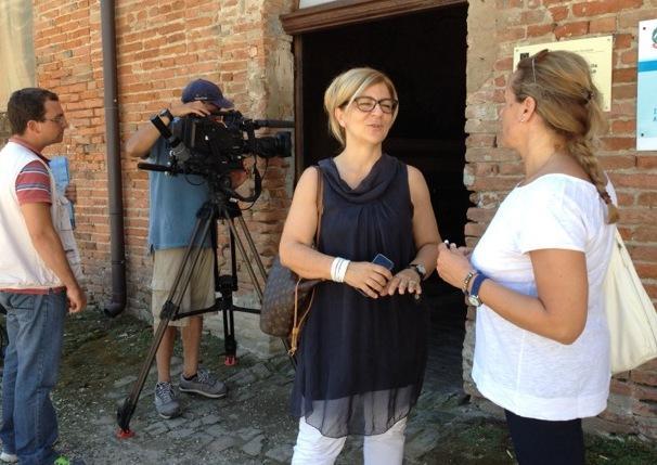 Angela porta Ulisse a Villa Mensa 