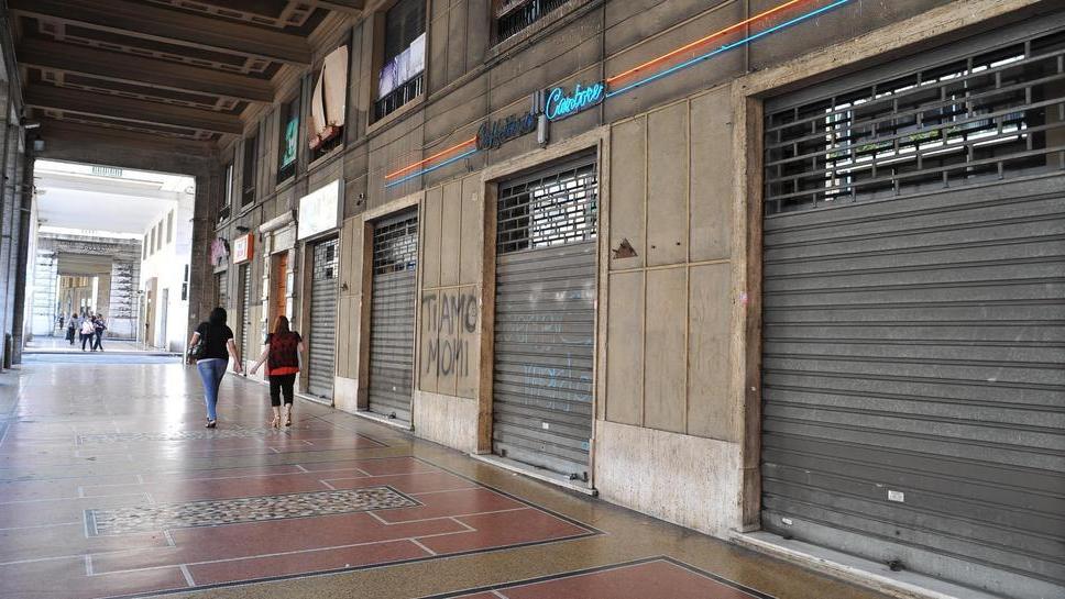 Commercio, un anno nero: la Sardegna perde 650 imprese 