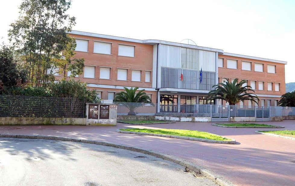 Poli tecnici professionali, Cerboni capofila 