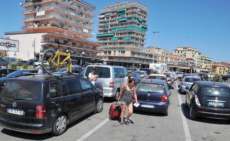 Un’ondata di vacanzieri, sono sbarcati in 35mila 