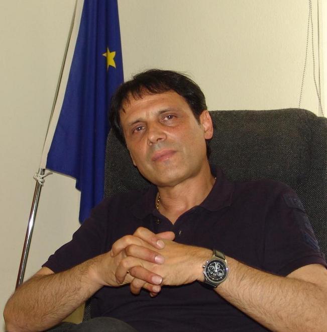 Il Plus cambia domicilio 