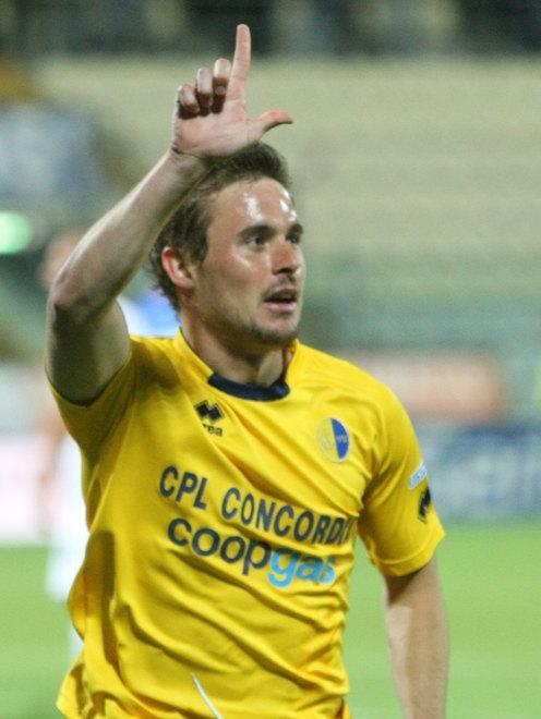 Monzon prova a fermare Signori 