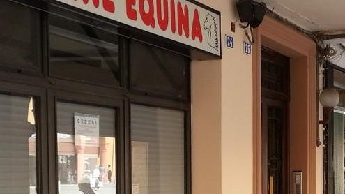 Piazzetta, dopo oltre 60 anni chiude la macelleria equina