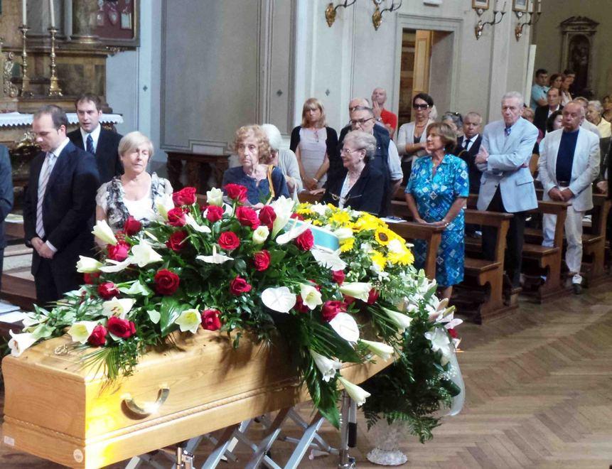 Tanta gente ai funerali di Badia 