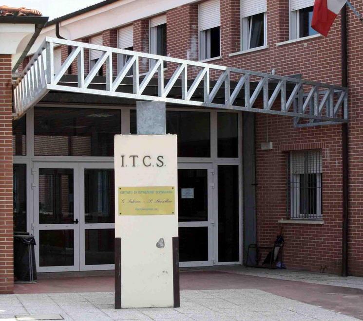 L’anfetamina nel frigo Arrestati due giovani 