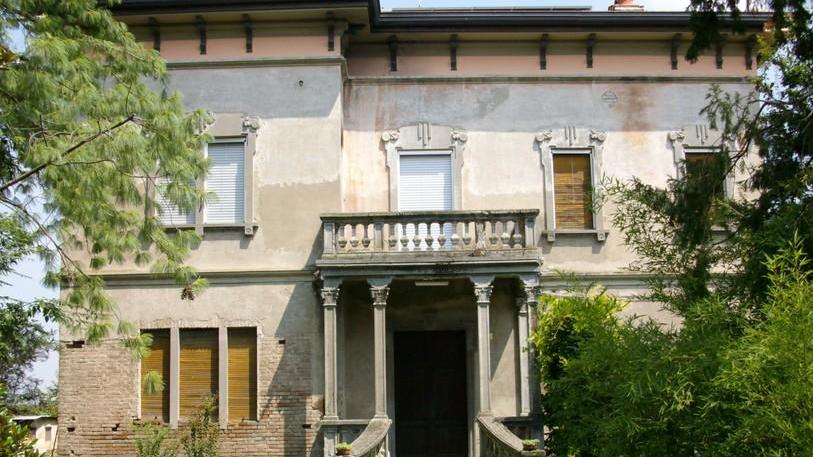 Assalto alla villa, arrestati due banditi