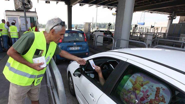 “Vacanze coi fiocchi” ai caselli autostradali