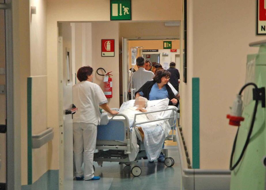 «C’è il demonio in casa» Intera famiglia ricoverata 