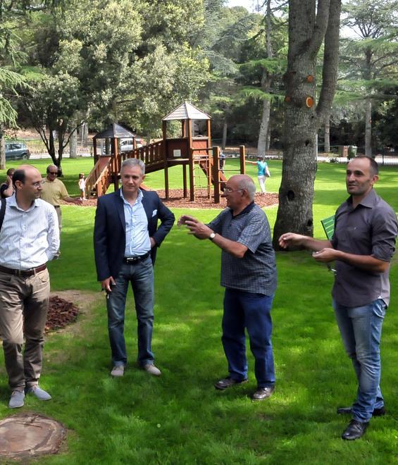 Consegnato il parco verde ai piedi del Redentore 