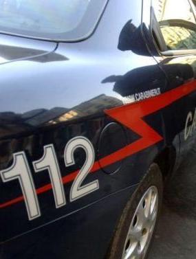 Fucilate e poi il fuoco per distruggere il fienile 