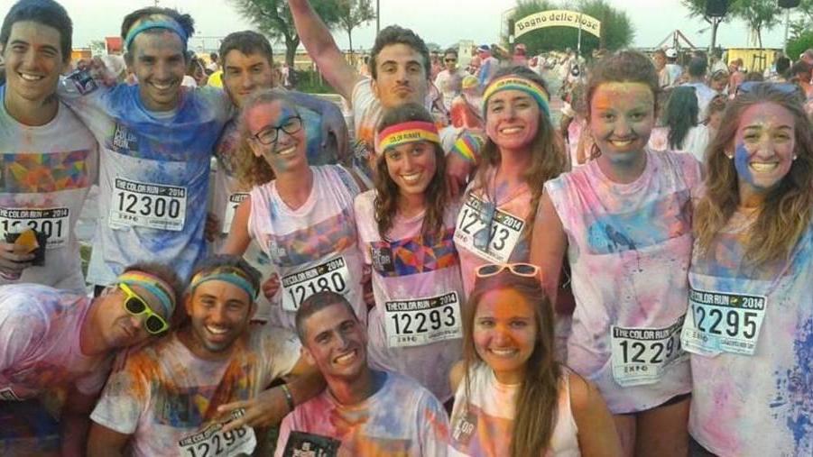 Decine di modenesi tra gli 8000 in gara a Rimini nella “Color Run”