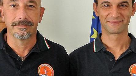 Due sub provano a battere il record di immersione