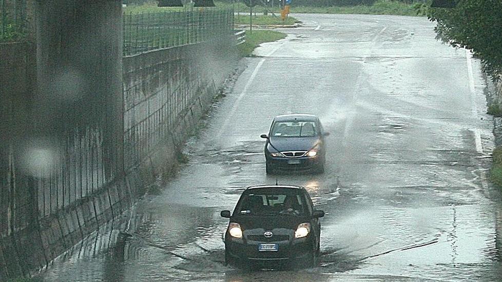 Acqua, vento e grandine E poi la chiamano estate