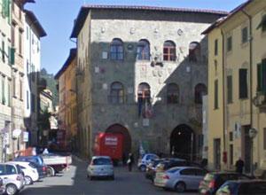 Salta il consiglio comunale sulla sanità e si accende la polemica 