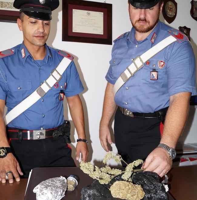 Prima il sequestro della moto poi le manette per spaccio 