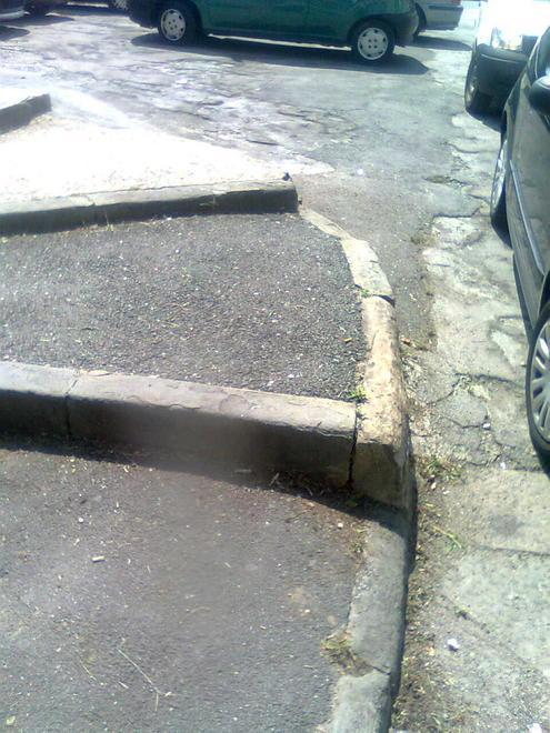 Pulizia straordinaria in via del Testaio 