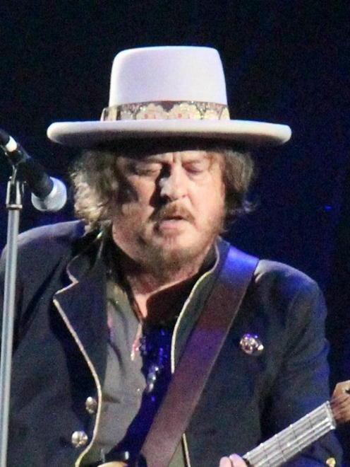 Zucchero duetta con l’amico Bugelli